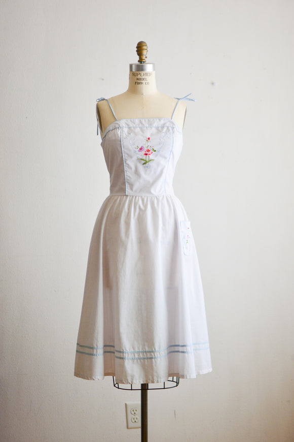Vintage 1970's embroidered dress-S